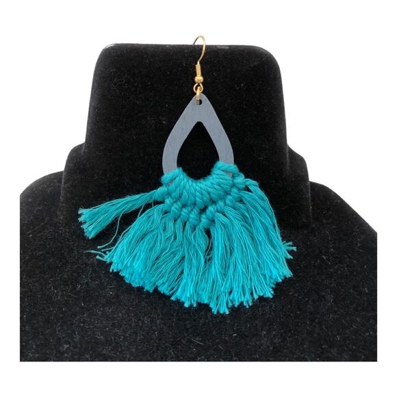 Green Macrame Fan Fringe Cutout Colored Wood Teardrop Bohemian Dangle Earrings - Picture 8 of 12